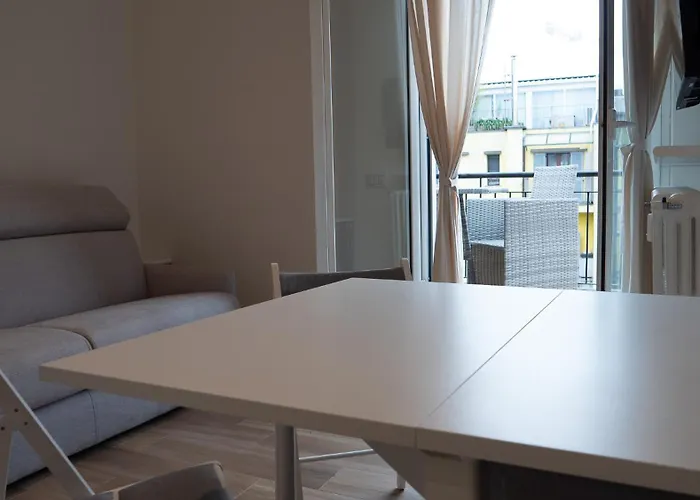 Prestige Boutique Homes-design Disctict Apartment